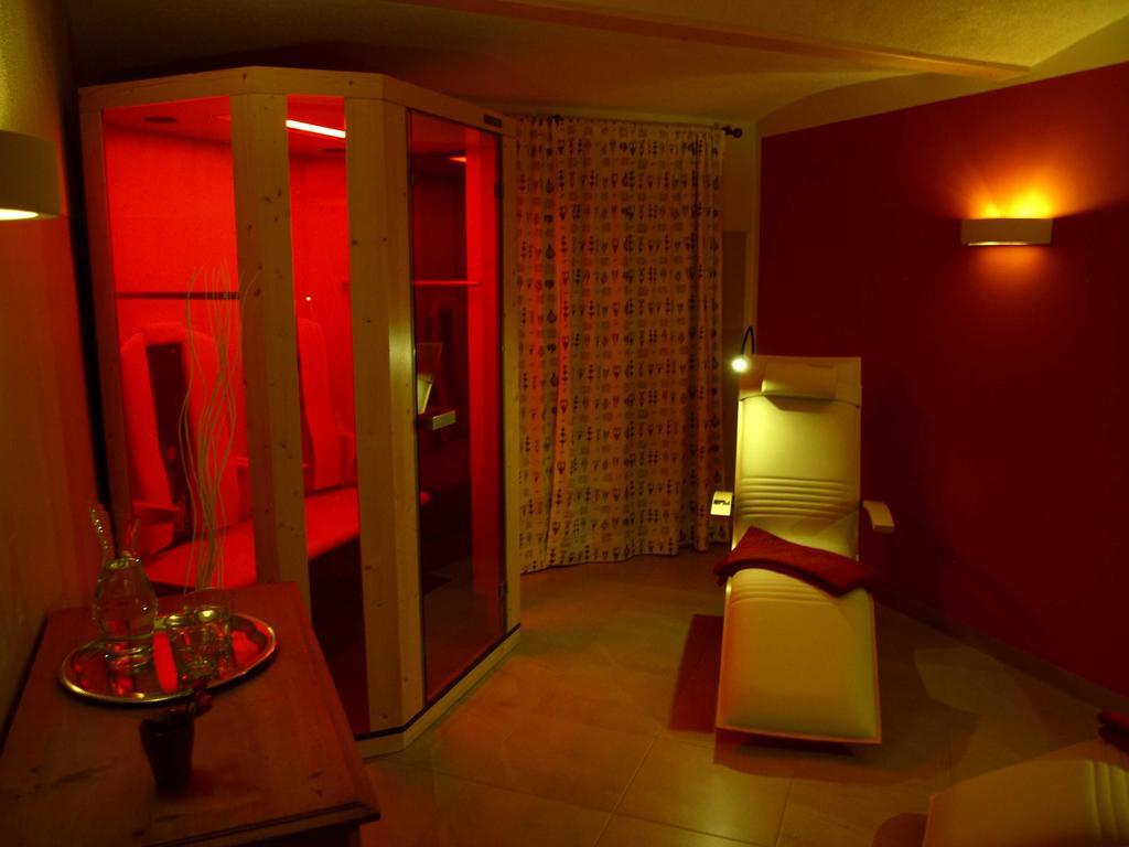 Dom Ogrodnika Apartment Jezow Sudecki Cameră foto